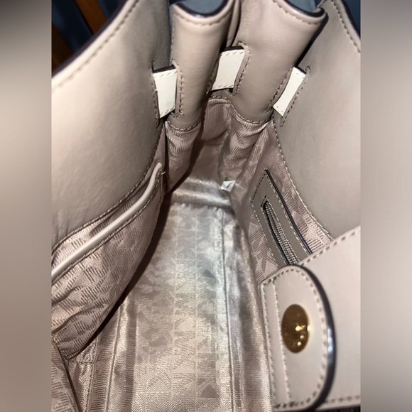 Michael kors Hamilton satchel taupe/cream - Picture 9 of 11
